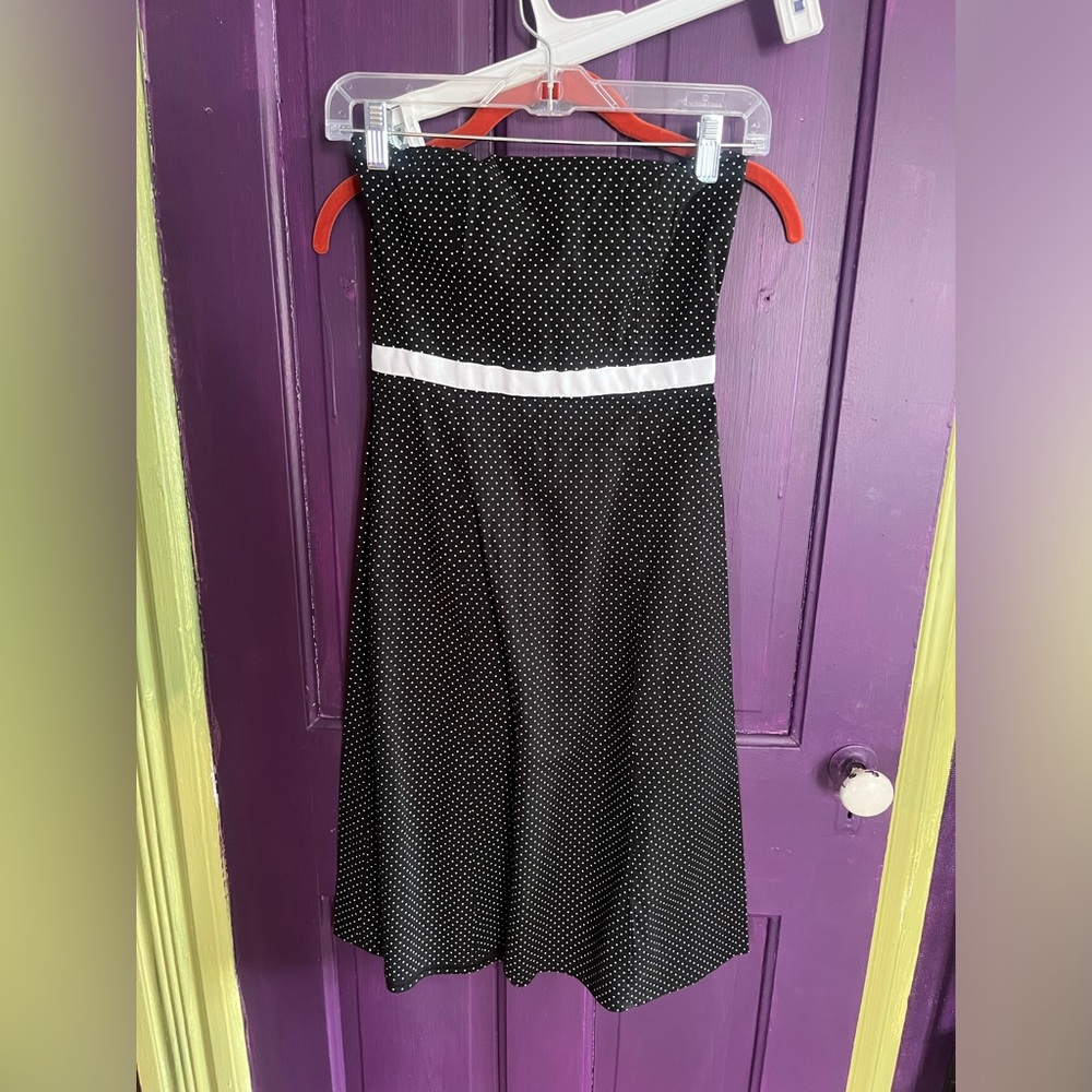 Retro rockabilly polka dot sleeveless dress